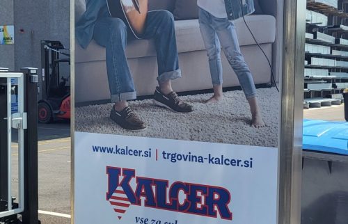 “Označevalna tabla za industrijske in poslovne objekte”